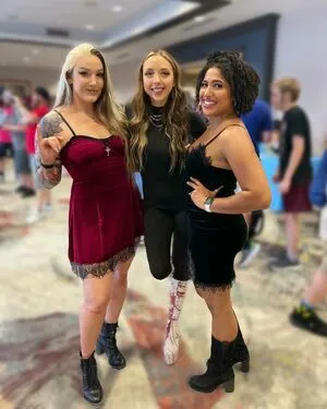 Alliewrestling OnlyFans Leaked Free Thumbnail Picture - #ADZPT8VmEI