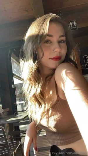 Allikitten OnlyFans Leaked Free Thumbnail Picture - #TVPD9A5RBV