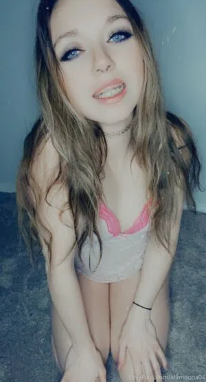 Allimoona04 OnlyFans Leaked Free Thumbnail Picture - #EFWme7Ht9n