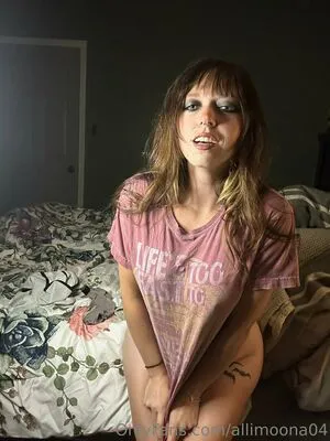 Allimoona04 OnlyFans Leaked Free Thumbnail Picture - #vsalfolaL5