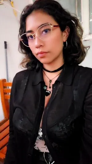 Allisauria OnlyFans Leaked Free Thumbnail Picture - #0FSOnbcTxB