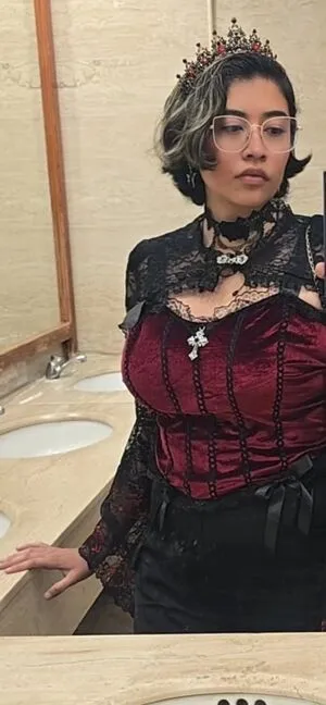 Allisauria OnlyFans Leaked Free Thumbnail Picture - #3100vnALot