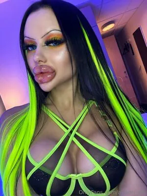 Allison Alis OnlyFans Leaked Free Thumbnail Picture - #3x3l2zL8tI