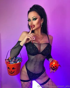 Allison Alis OnlyFans Leaked Free Thumbnail Picture - #AK7QXRp1o2
