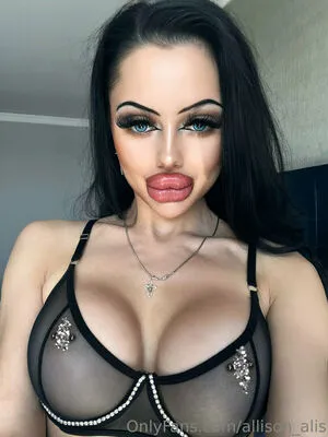 Allison Alis OnlyFans Leaked Free Thumbnail Picture - #xYVluk2iPq