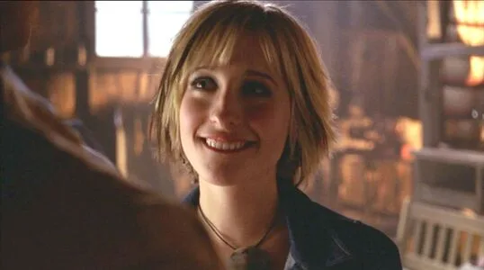 Allison Mack OnlyFans Leaked Free Thumbnail Picture - #GMyBHR6SNY