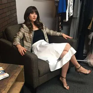 Allison Raskin OnlyFans Leaked Free Thumbnail Picture - #bV3IcXj4fn