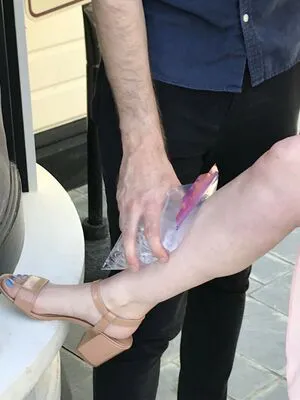 Allison Raskin OnlyFans Leaked Free Thumbnail Picture - #y1PAd9xLNa
