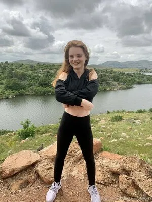 Allisonivory97 OnlyFans Leaked Free Thumbnail Picture - #ILOM9aMgN7