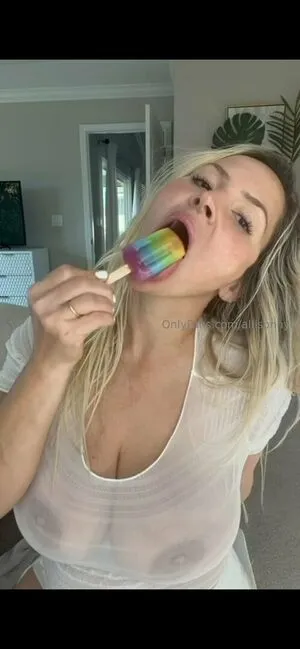 Allisonnyc OnlyFans Leaked Free Thumbnail Picture - #CIQYY2b6sS