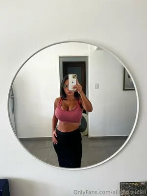 Allisonreid88 OnlyFans Leaked Free Thumbnail Picture - #7i2oVbgaG3