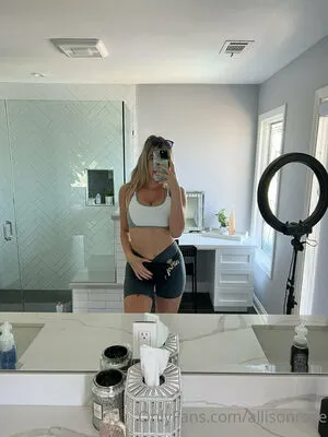 Allisonrose OnlyFans Leaked Free Thumbnail Picture - #8CNUenlmIb