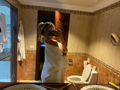 Allisonrose OnlyFans Leaked Free Thumbnail Picture - #u9unu7u66O