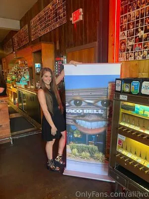 Alliwo OnlyFans Leaked Free Thumbnail Picture - #c3xZgVy15L