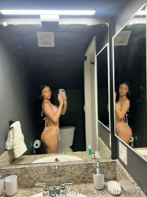 Alliyah OnlyFans Leaked Free Thumbnail Picture - #dxtpY9cuag