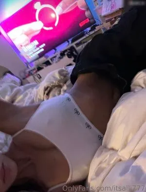 Alliyah Davison OnlyFans Leaked Free Thumbnail Picture - #3aq5Cgoo6u