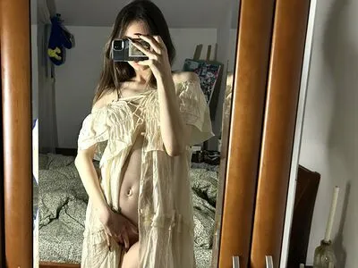 Allliiiiisaaaa OnlyFans Leaked Free Thumbnail Picture - #xGtilULT20