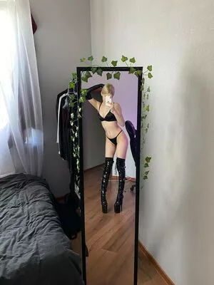 Allotrop OnlyFans Leaked Free Thumbnail Picture - #H2qFXXJxGx