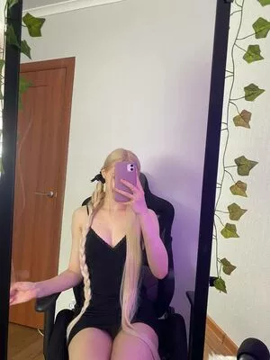 Allotrop OnlyFans Leaked Free Thumbnail Picture - #tMyKbutAav