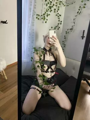 Allotrop OnlyFans Leaked Free Thumbnail Picture - #x8uRmchS9Z