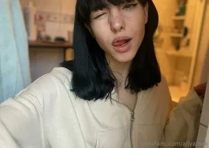 Allyaldenn OnlyFans Leaked Free Thumbnail Picture - #PhEzfmLgPX