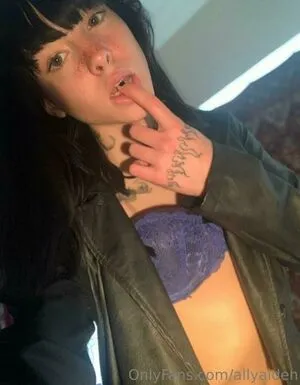 Allyaldenn OnlyFans Leaked Free Thumbnail Picture - #yltYIqUvV7