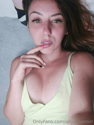 Allyaliyah OnlyFans Leaked Free Thumbnail Picture - #dxkCs4htZ6