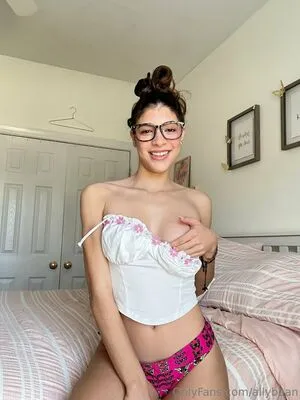 Allybean OnlyFans Leaked Free Thumbnail Picture - #JyxajhbGc5