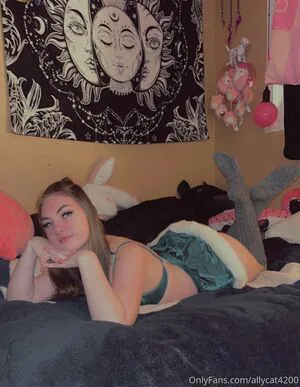 Allycatx420 OnlyFans Leaked Free Thumbnail Picture - #sXAjNno9lC