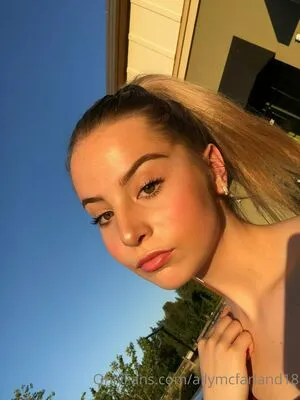 Allymcfarland18 OnlyFans Leaked Free Thumbnail Picture - #UhTnj9i9mm