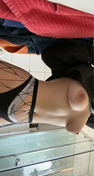 Allyoursbabyfree OnlyFans Leaked Free Thumbnail Picture - #rjWicCaMgI