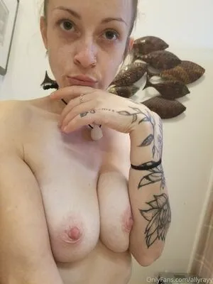 Allyrayy OnlyFans Leaked Free Thumbnail Picture - #i9QVAnTWgf