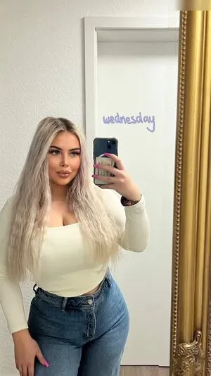 Allysophiie OnlyFans Leaked Free Thumbnail Picture - #LyWemC2S7J