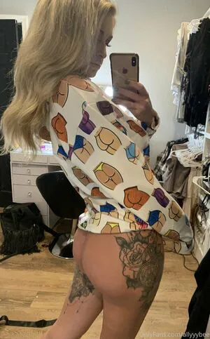 Allyyybee OnlyFans Leaked Free Thumbnail Picture - #JAHWJmxox0