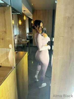 Almablack OnlyFans Leaked Free Thumbnail Picture - #Keug9TEq2J