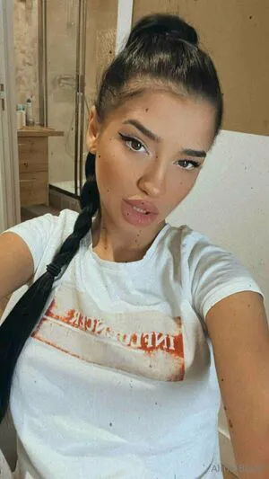 Almablack OnlyFans Leaked Free Thumbnail Picture - #bwpyH0Gegn