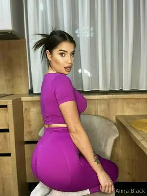 Almablack OnlyFans Leaked Free Thumbnail Picture - #dyKbjyOyrv