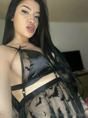 Almablack OnlyFans Leaked Free Thumbnail Picture - #ic0qztzvyK