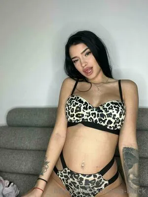 Almablack OnlyFans Leaked Free Thumbnail Picture - #j4p1Agu9EA