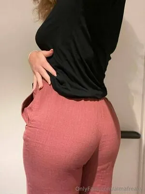 Almafreaky OnlyFans Leaked Free Thumbnail Picture - #fjvBqkt9N2