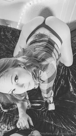 Almakay01 OnlyFans Leaked Free Thumbnail Picture - #HIo4gesz2W