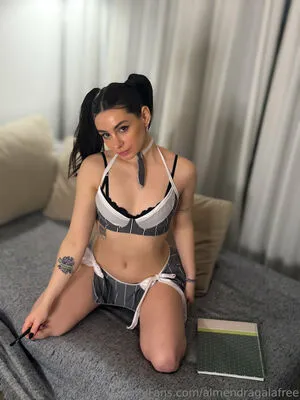 Almendragalafree OnlyFans Leaked Free Thumbnail Picture - #bL5tOy6WvG