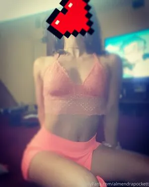 Almendrapockett OnlyFans Leaked Free Thumbnail Picture - #2URmIKjsiK