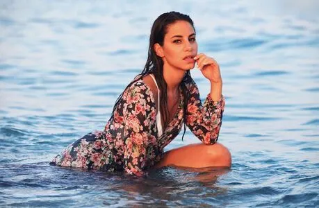 Almila Bagriacik OnlyFans Leaked Free Thumbnail Picture - #cyjba3mnYO
