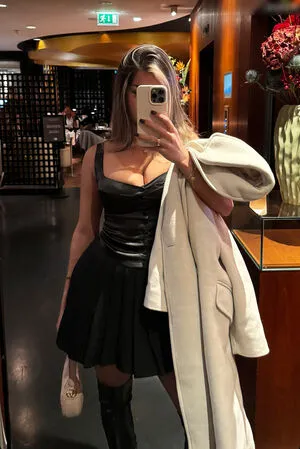 Almirra Az OnlyFans Leaked Free Thumbnail Picture - #vzeQEUqN6E