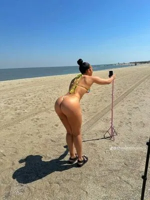 Almondxmilk OnlyFans Leaked Free Thumbnail Picture - #gFQ9JsHGP2