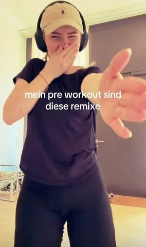 Almost Cesca OnlyFans Leaked Free Thumbnail Picture - #BAb842Eloi