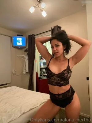 Alona Hertha OnlyFans Leaked Free Thumbnail Picture - #13Xxlbrk8H