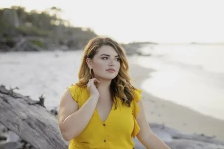 Alondra Larson OnlyFans Leaked Free Thumbnail Picture - #0AjEvGjOww