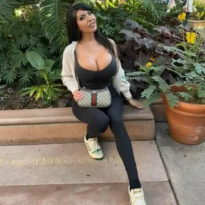 Alondra Roi OnlyFans Leaked Free Thumbnail Picture - #batAuCaRuA